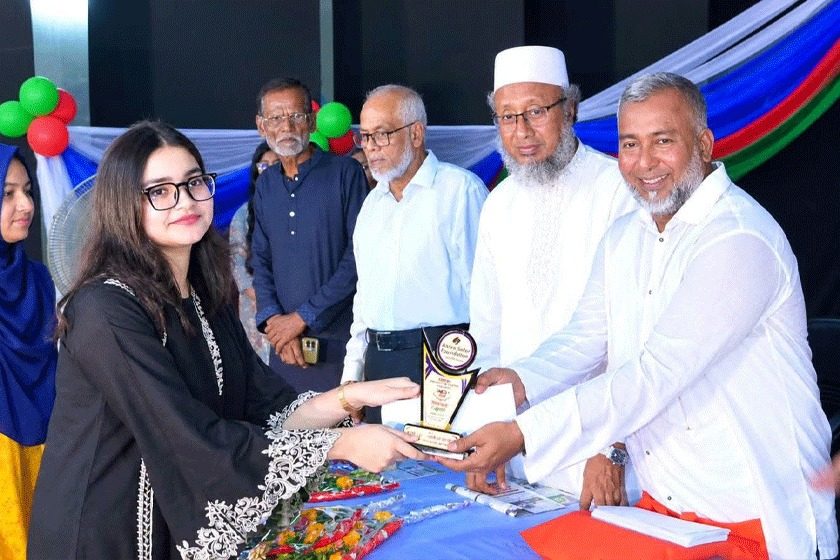 এসএসসিতে জিপিএ-৫ প্রাপ্ত শিক্ষার্থীদের সংবর্ধনা ও বৃত্তি প্রদান