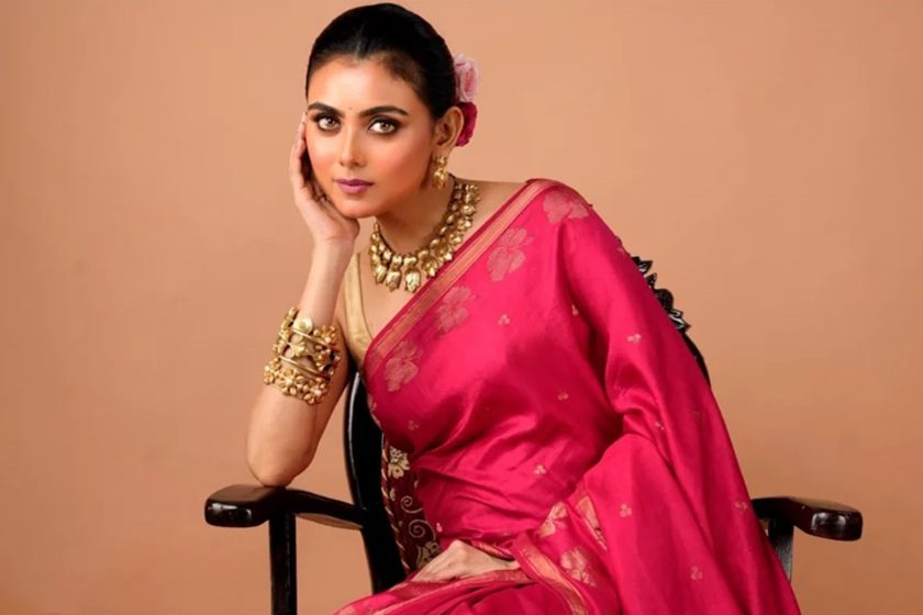 কার সঙ্গে জুটি বাঁধছেন ইধিকা পাল?